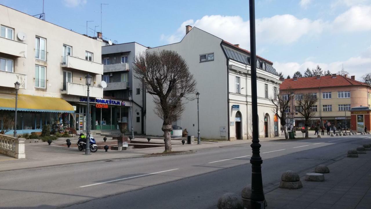 Ferienwohnung Apartman Lux Daruvar Exterior foto